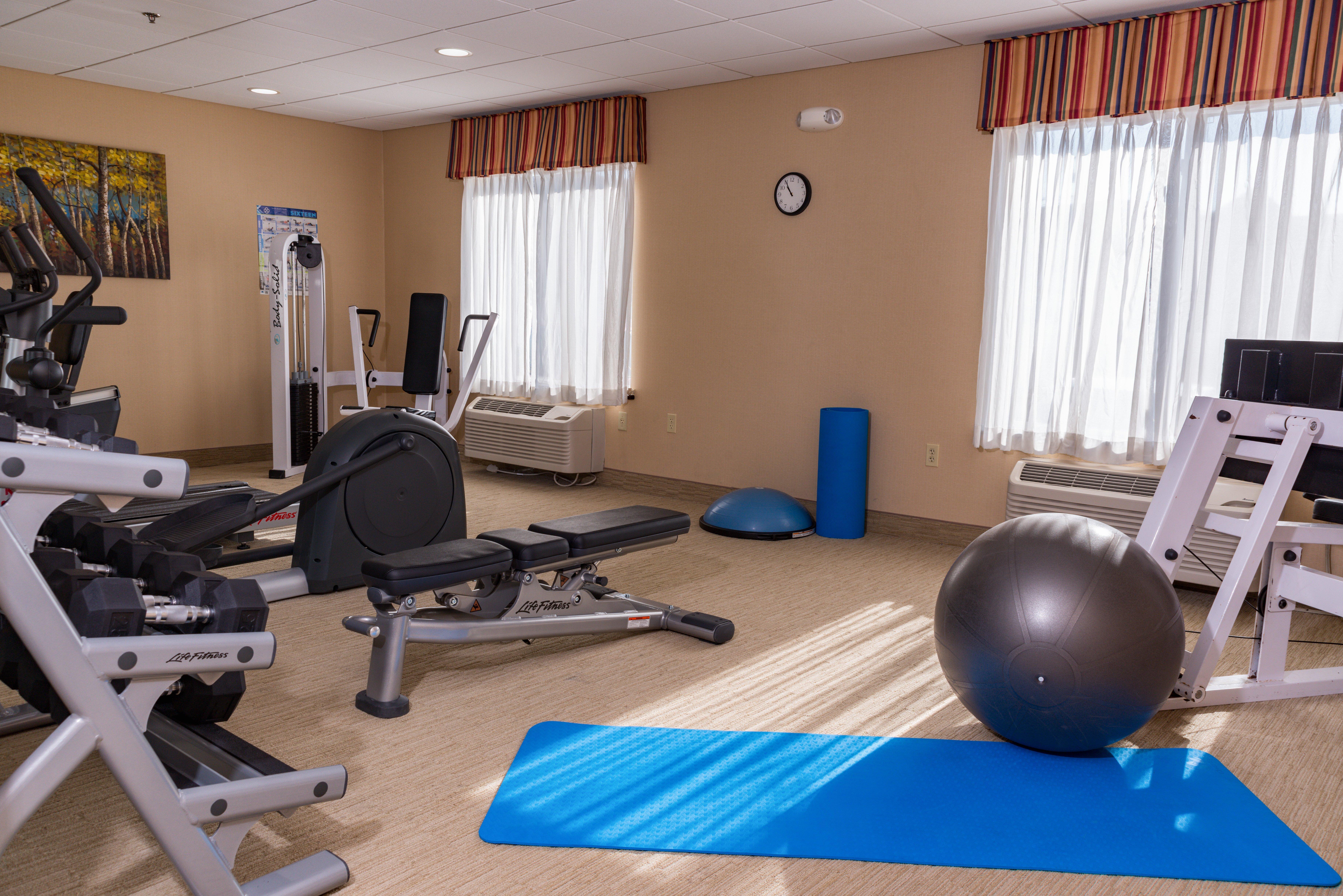 Holiday Inn Express Hartford-Newington By Ihg מראה חיצוני תמונה