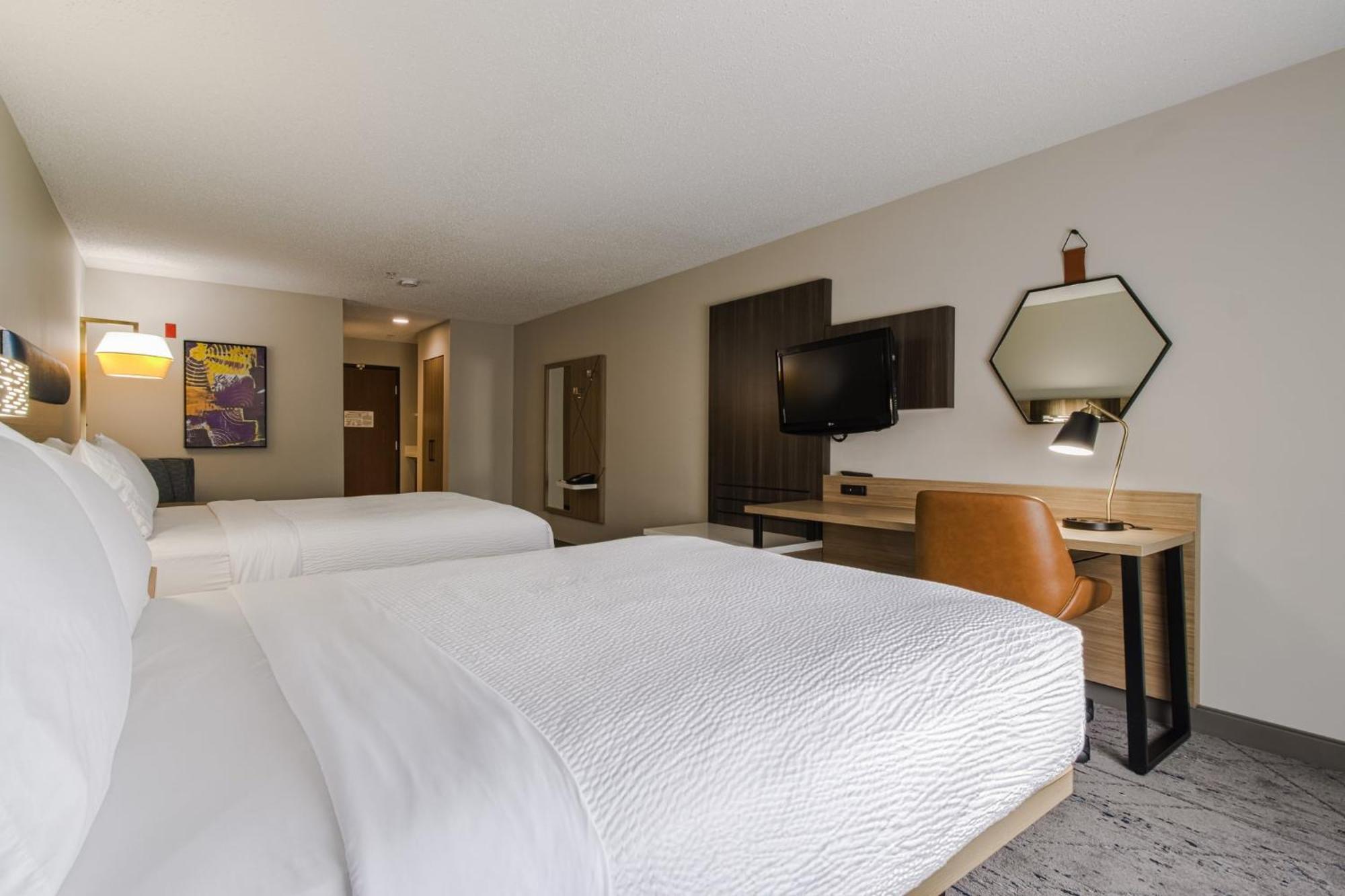 Holiday Inn Express Hartford-Newington By Ihg מראה חיצוני תמונה